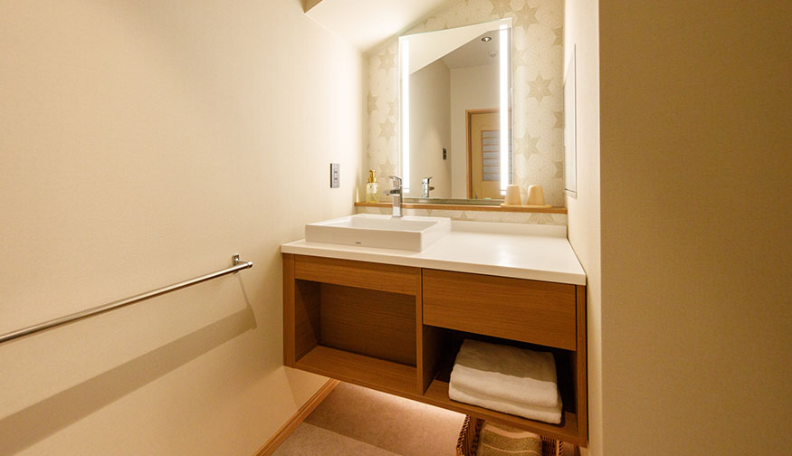 角部屋広め和室の詳細写真